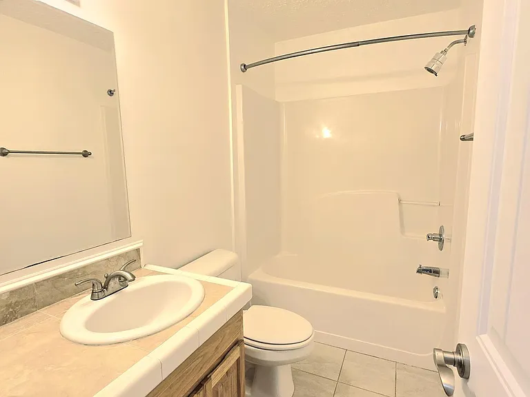 1913 Laurel Ave #A — Photo 18