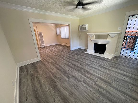 4th image of 204 N Cedar St