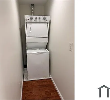 4 bed, 1500 sqft, $2,780 — Photo 2