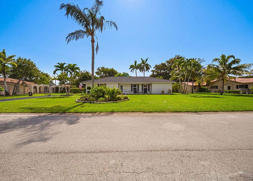 1st image of 2651 NW 107th Avenue