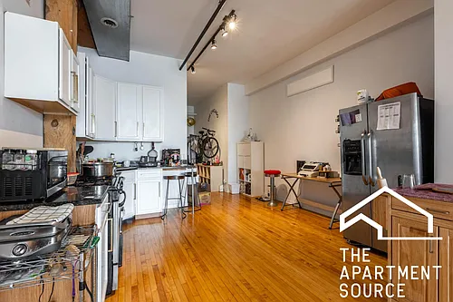 2416 W North Ave #E Photo 1 2416 W North Ave #E Photo 1