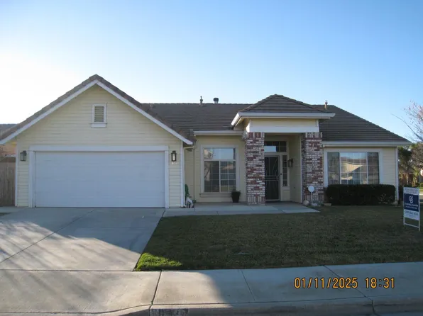 831 Los Felis Way, Los Banos, CA 93635