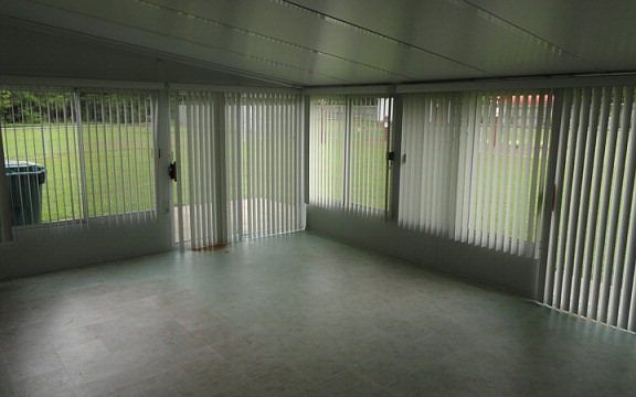 4th image of 107 N Clarendon Dr