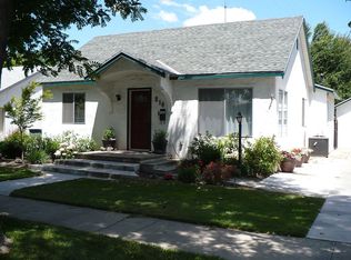 210 Palm Ave, Ripon, CA 95366