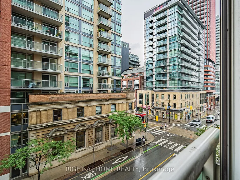 333 Adelaide St E #418 — Photo 19
