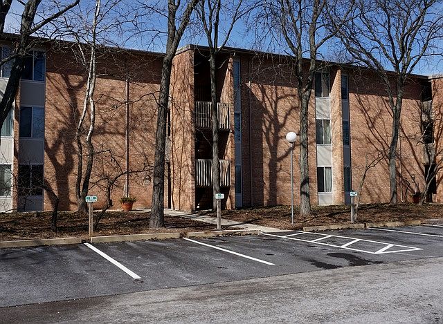 1st image of 6006 E Lake Dr APT 3D