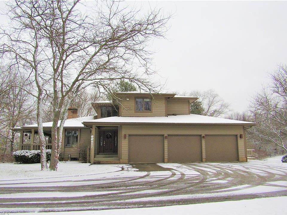 1st image of 3411 Pheasant Hill Dr