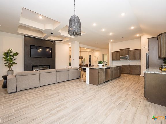 2nd image of 8409 Ridge Crest Dr