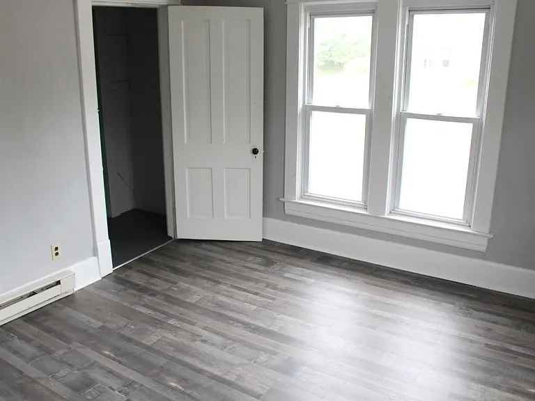 142 N Lancaster St — Photo 20