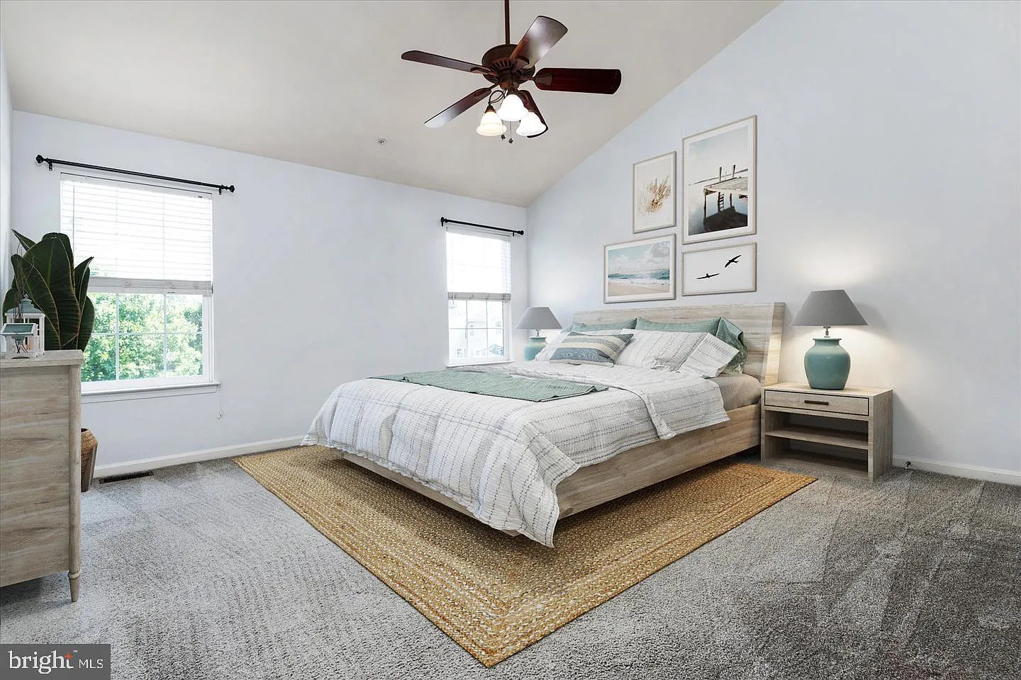 3 bed, 2.5 bath, 2136 sqft, $3,000 — Photo 3