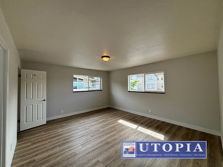212 Treasure Island Dr — Photo 11