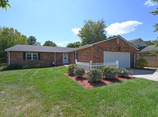 6045 Hummingbird Dr, Mason, OH 45040