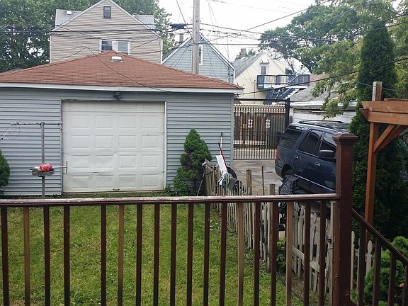 5th image of 2437 N Central Ave