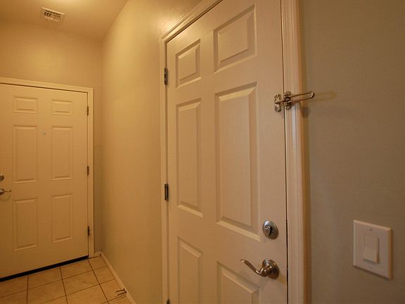5th image of 8752 N Black Pine Dr