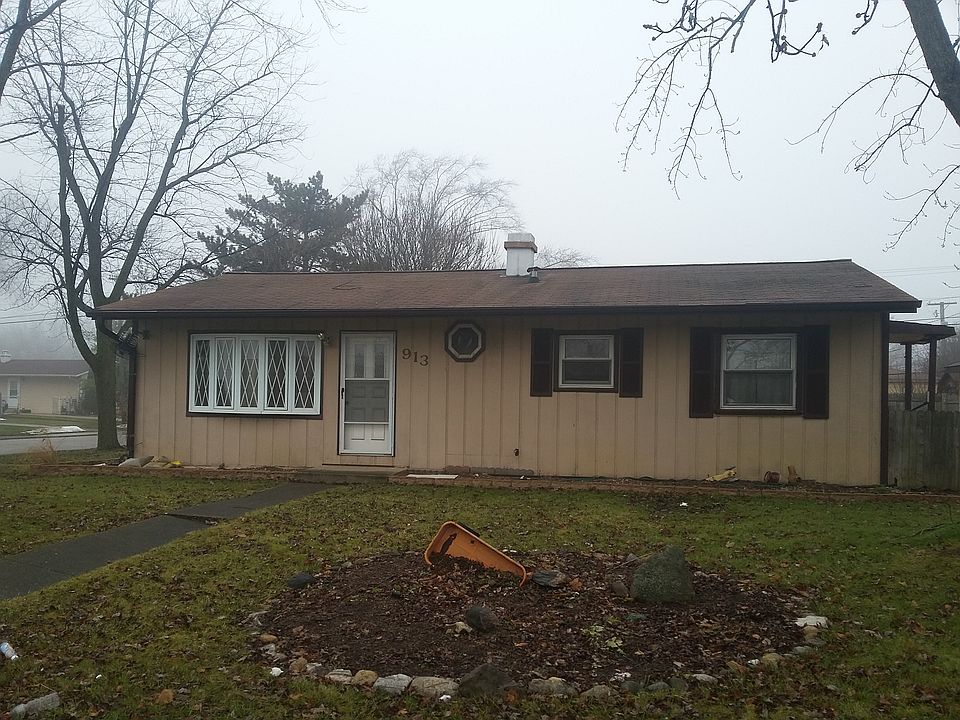 1st image of 913 Berkley St