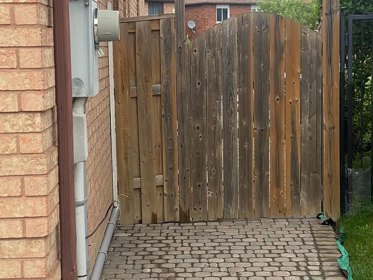 3271 Pilcom Cres #LOWER — Photo 4