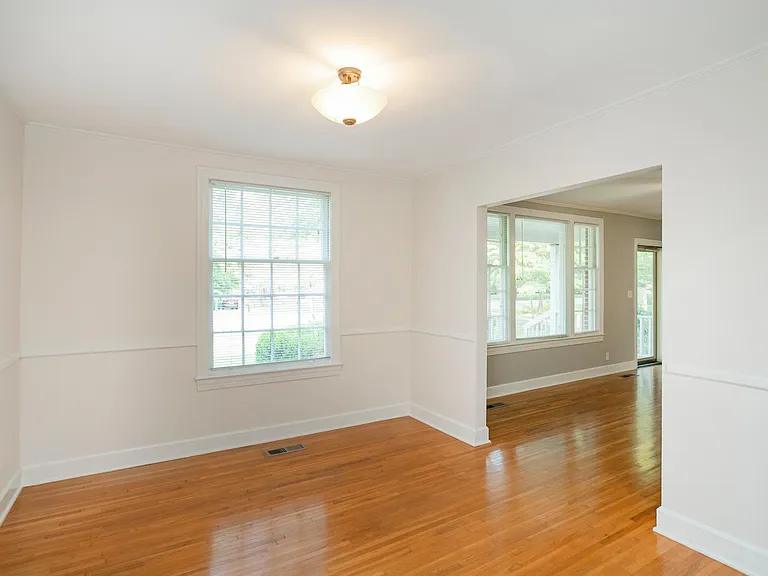 222 Dellrose Dr — Photo 6
