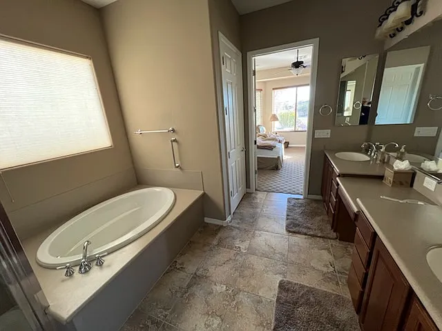 27031 W Marco Polo Rd — Photo 15