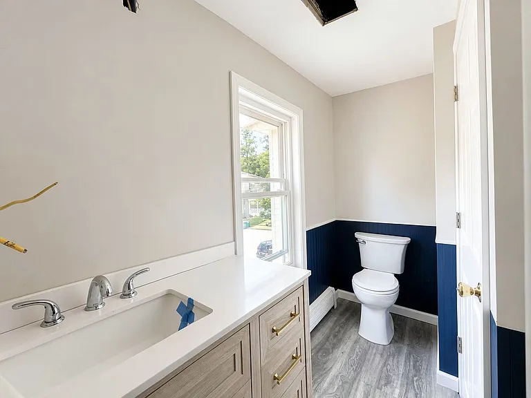 76 Pleasant St — Photo 12