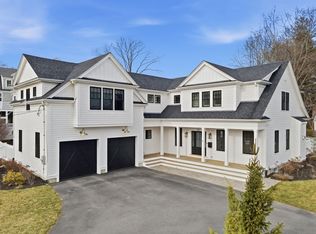 28 Marsh St, Hingham, MA 02043