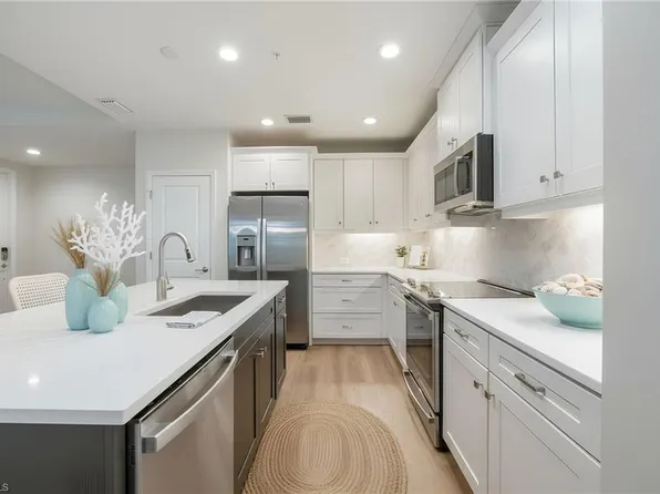 2640 Seychelles CIR #2804, NAPLES, FL 34112