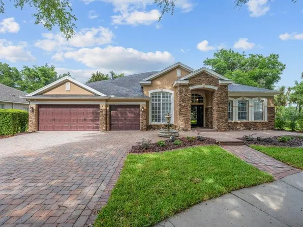 6122 Kestrelpark Dr, Lithia, FL 33547