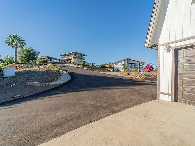 44310 Via Barranca Rd #B — Photo 4