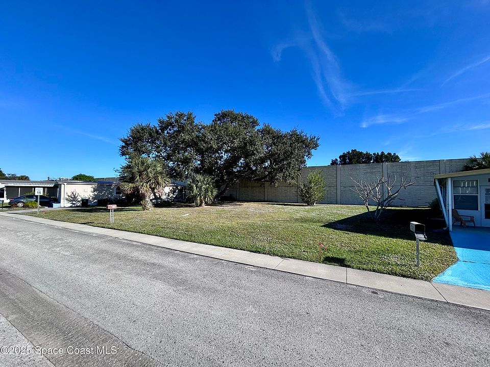 2nd image of 254 Holiday Park Blvd NE