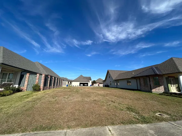 307 Rue Colette, Thibodaux, LA 70301