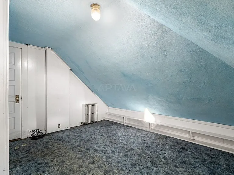 14 Windsor Rd #2 — Photo 7