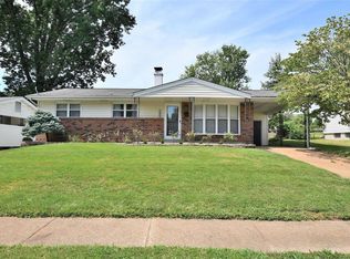1695 Koch Dr, Florissant, MO 63033