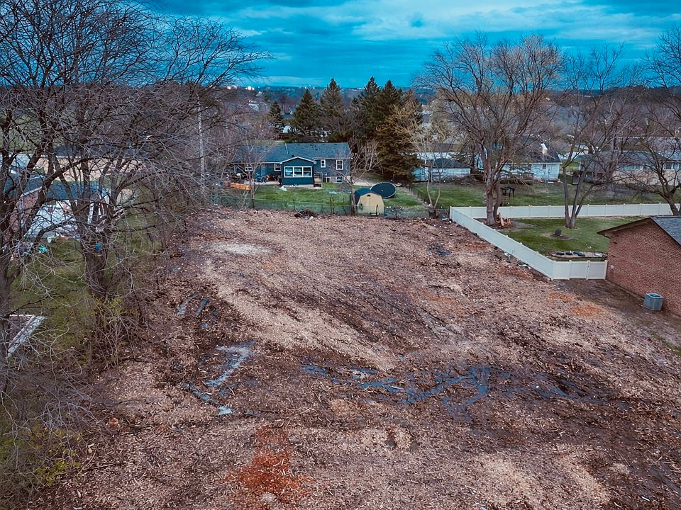 2nd image of 15511 112th Ct