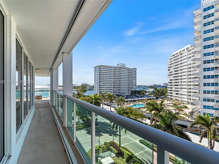 2100 S Ocean Ln #502 — Photo 18