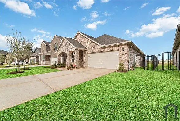 4 bed, 1914 sqft, $3,200 — Photo 4