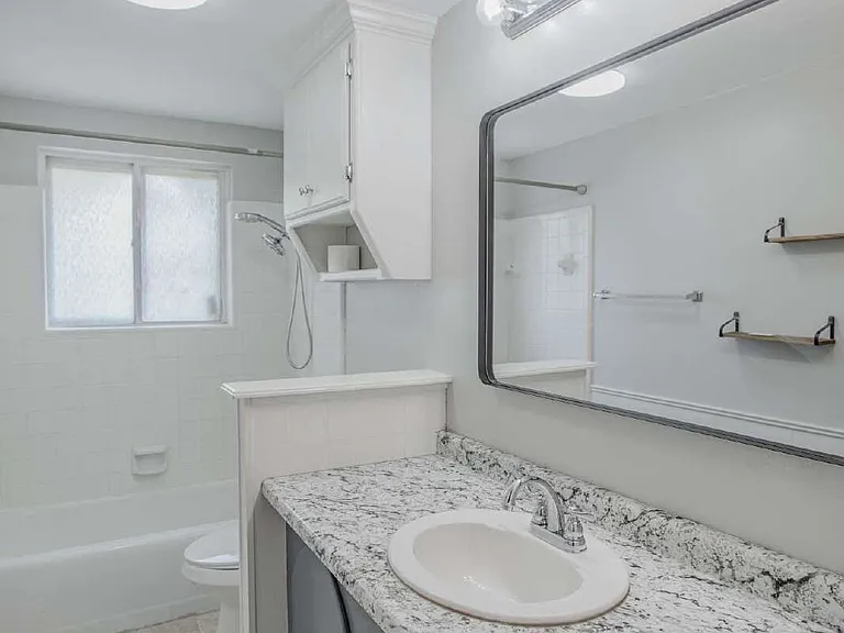 616 Redstone Ave — Photo 18