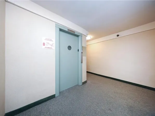 1625 Emmons Avenue image 5 of 32