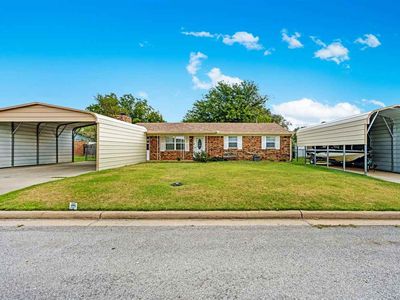 816 W D Ave, Cache, OK, 73527