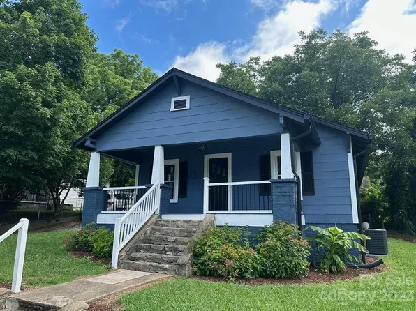 224 Broadway St NW, Lenoir, NC 28645