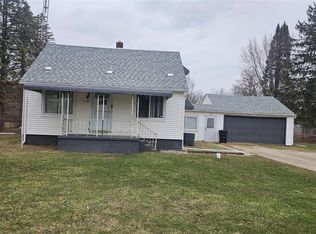 1131 Linus St, Flint, MI 48507