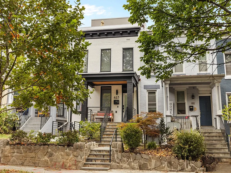 Columbia Rd NW — Photo 33