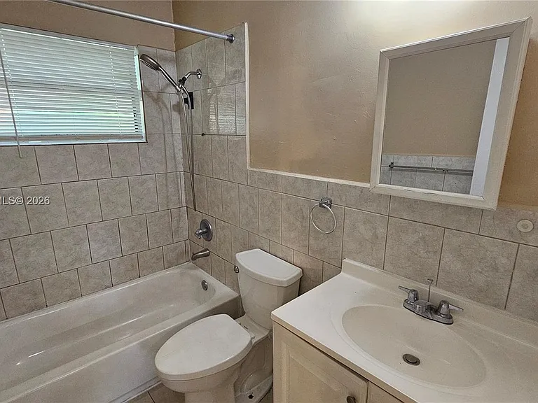 2508 E Johnson St #7 — Photo 10