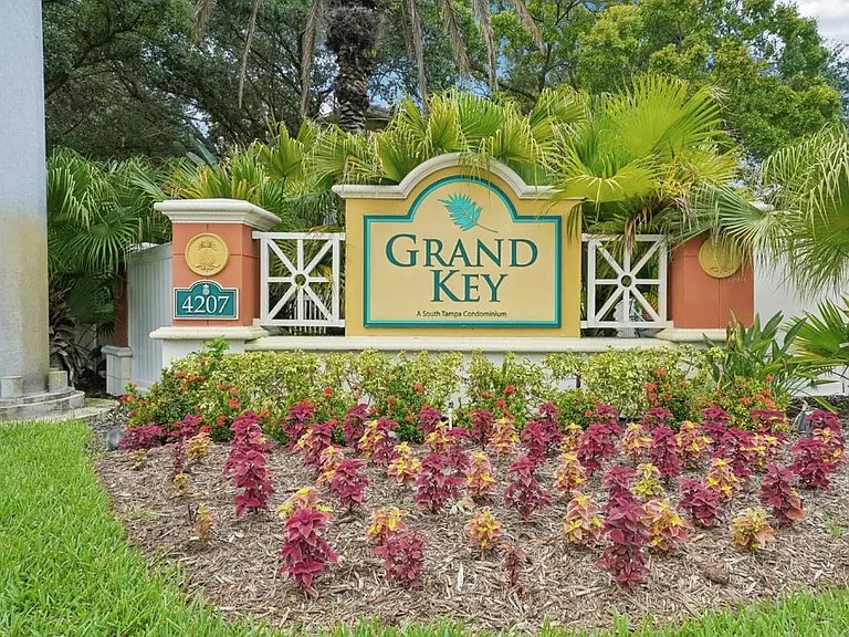 4207 S Dale Mabry Hwy #10102 — Photo 32