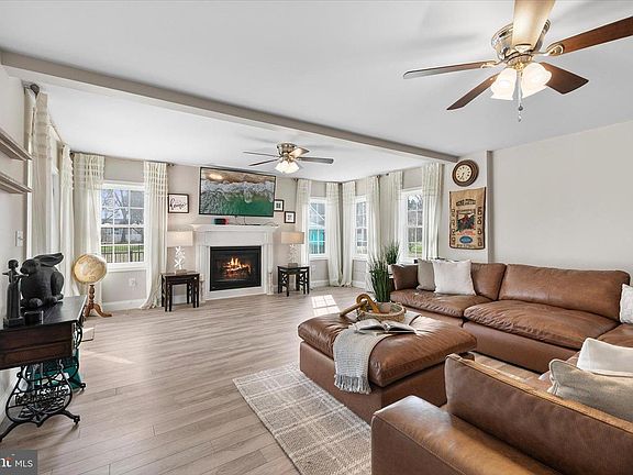 5th image of 24697 Peterkins Rd