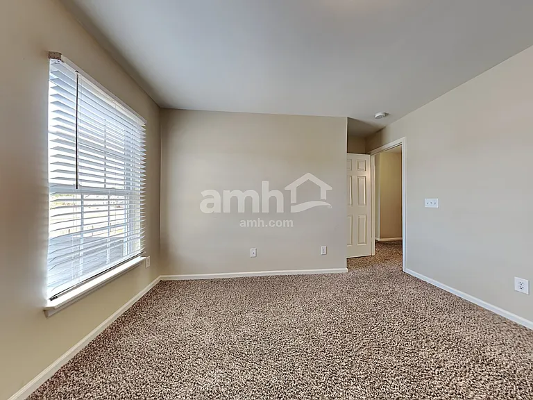 138 Decatur Dr — Photo 19