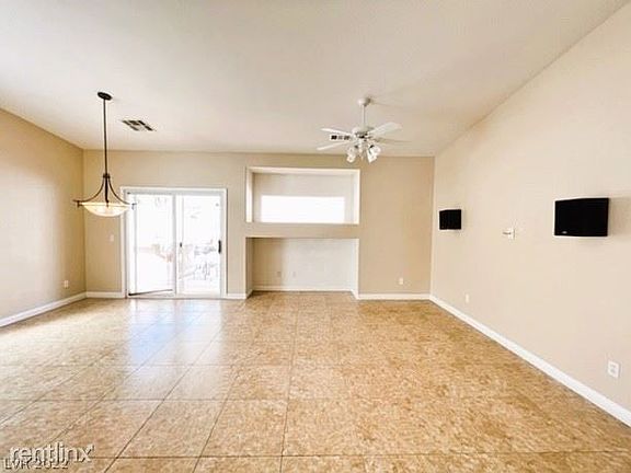 4th image of 1432 Echo Falls Ave