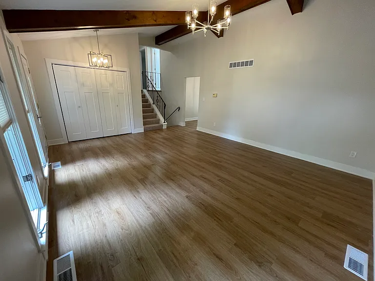 9230 92nd Pl — Photo 7