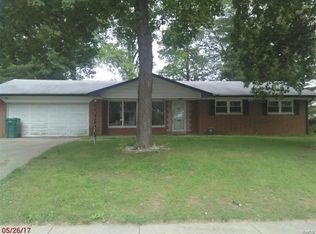 1020 S 74th St, Belleville, IL