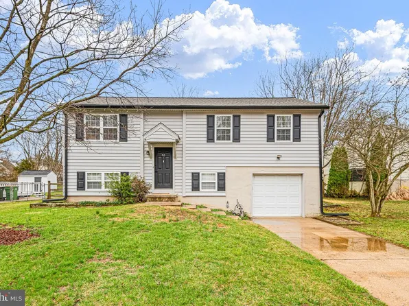 43 Julie Ln, Newark, DE 19711