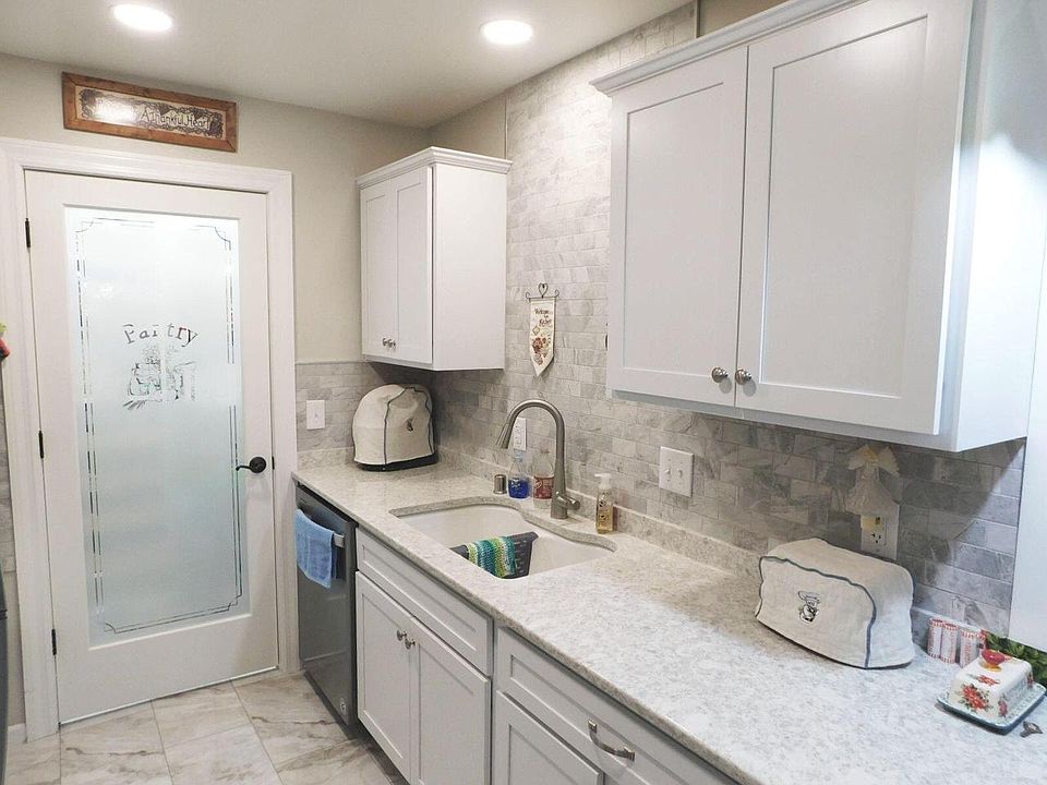 1st image of 151 N University DRIVE #126