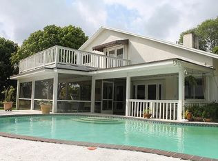 9901 W Calusa Club Dr, Miami, FL 33186